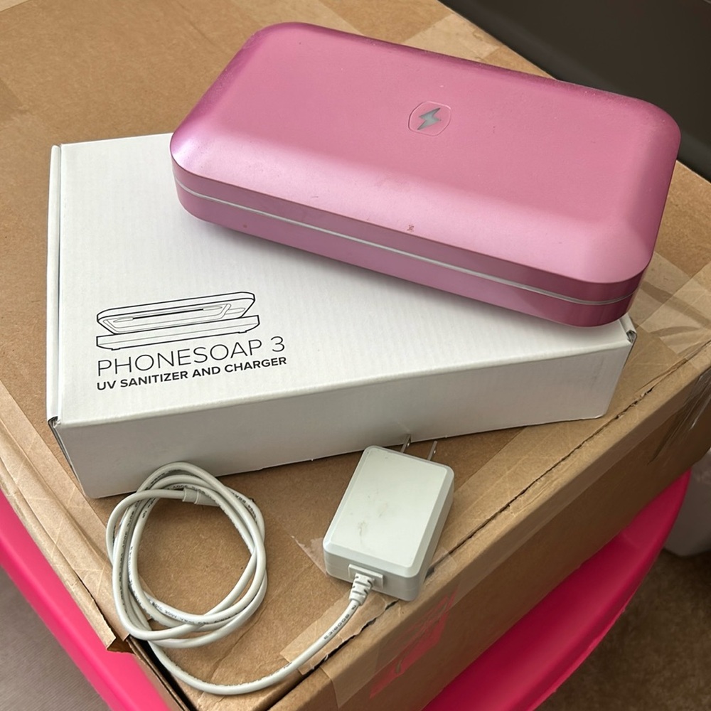 Phonesoap 3 UV Sanitizer & Charger